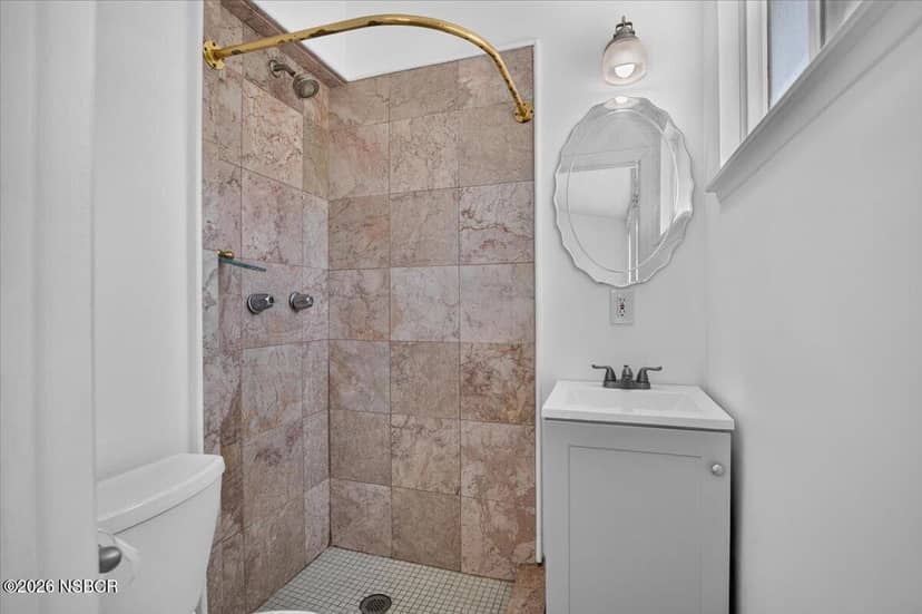 4-bed home on Calle Marana 8