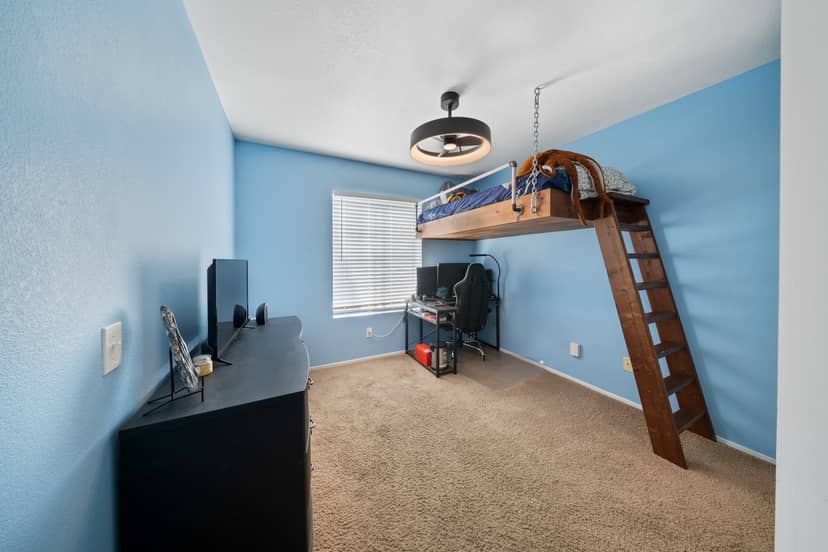 AFFORDABLE -MOVE IN READY! 9