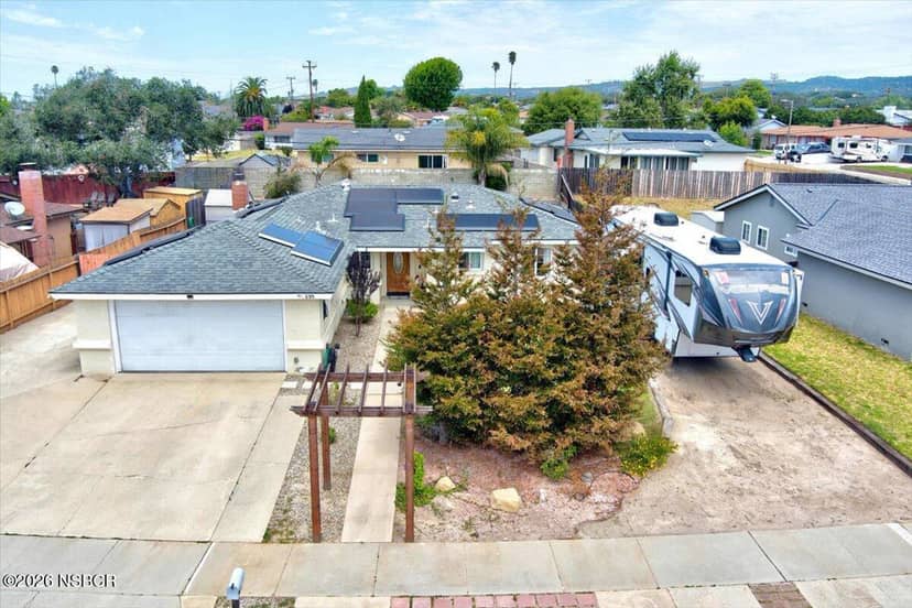 3-bed home on Antares Avenue 3