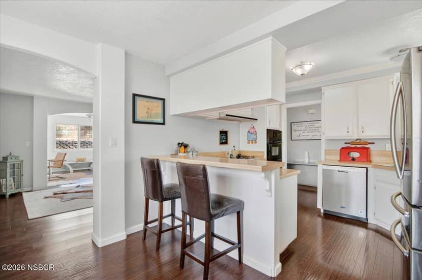 3-bed home on Antares Avenue 7