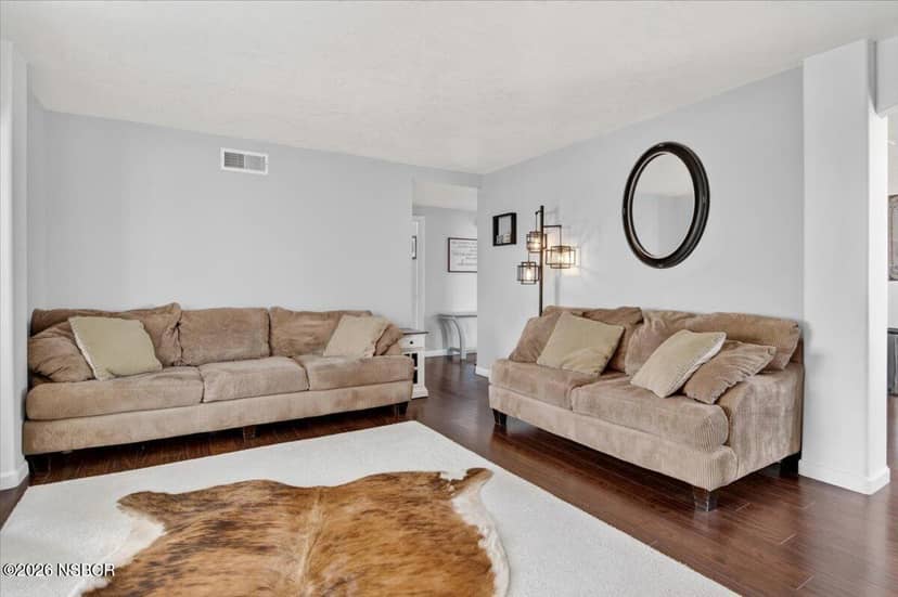 3-bed home on Antares Avenue 10